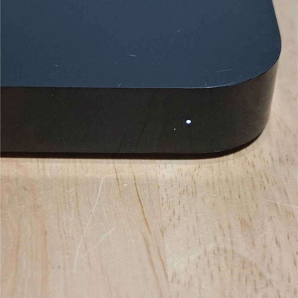 Apple TV 3rd Gen 1080p Wi-Fi A1469 w/ Remote and NOT ORIGINAL Power Cord
